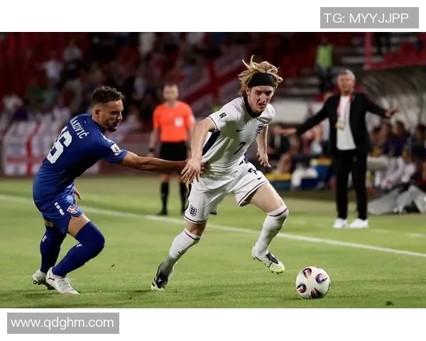 赛尔维娜足球明星的崛起与荣耀之路探秘 赛尔维娜足球明星的崛起与荣耀之路探秘