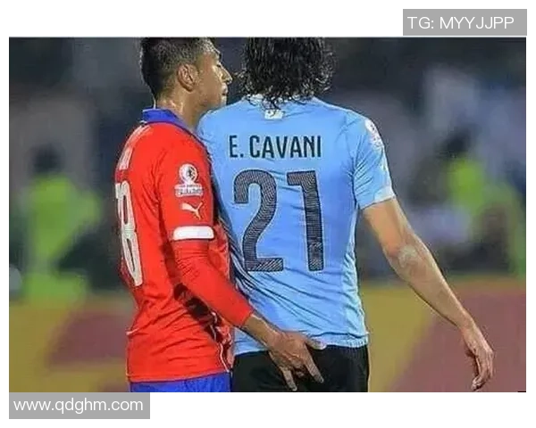 足球明星们那些令人瞩目的奇葩恋情视频大揭秘让你大开眼界的爱情故事 足球明星们那些令人瞩目的奇葩恋情视频大揭秘让你大开眼界的爱情故事