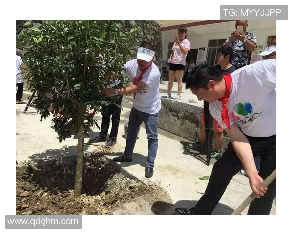 足球明星温暖人心的感人瞬间与公益行动展现爱与责任 足球明星温暖人心的感人瞬间与公益行动展现爱与责任